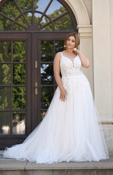 Curvy-Brautkleid