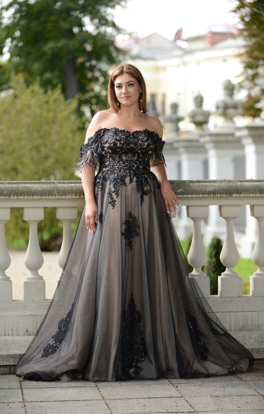 Curvy-Brautkleid 