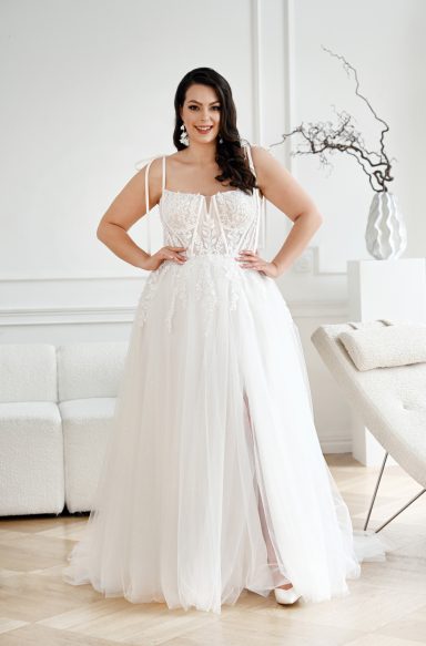 Curvy-Brautkleid